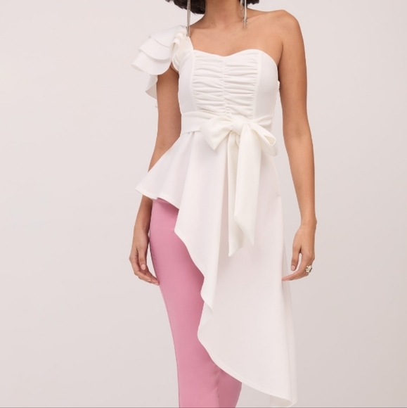 🆕️ NY & Co. Asymetrical Top - Picture 2 of 2